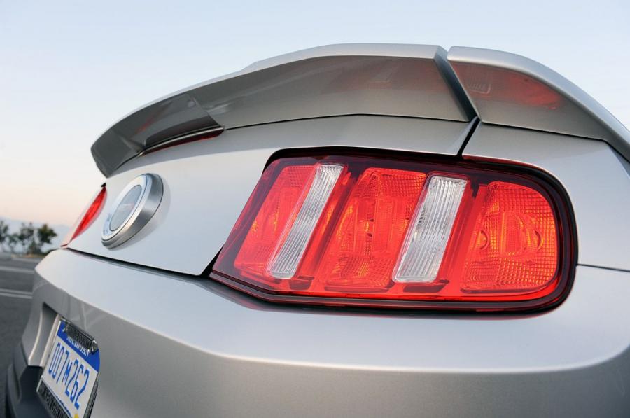  Ford Mustang 427R by Roush 2010 года  (фото 32 из 66)